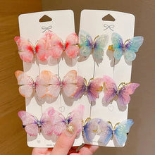 Pack of 6 Butterfly Hairpins card (Random color)