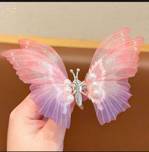 Girls Beautiful Moving Wings Pearl Big Butterfly Hair Clip (Random color)