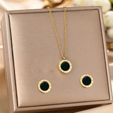 Beautiful locket Set with box